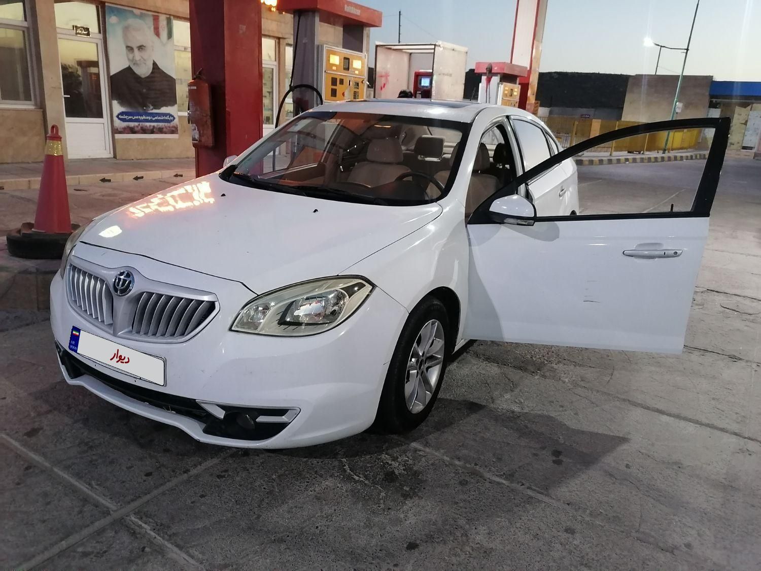 برلیانس H330 اتوماتیک 1500 - 2015