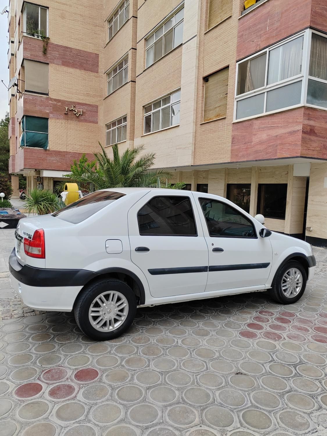 رنو پارس تندر گیربکس JHQ + مولتی مدیا - 1395