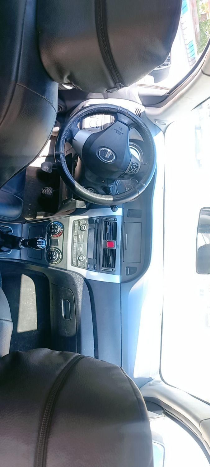 تیبا صندوق دار SX - 1393