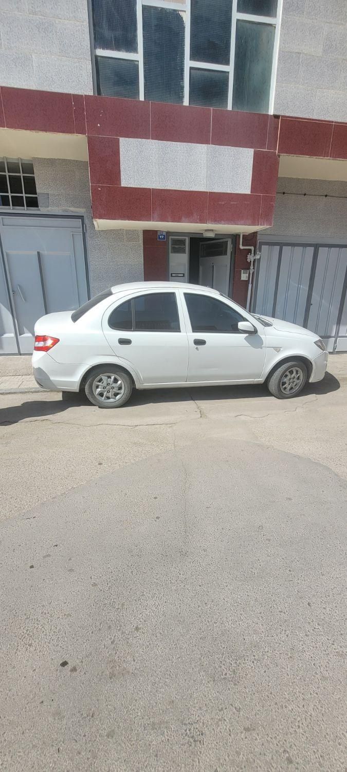 ساینا S دنده ای بنزینی - 1400