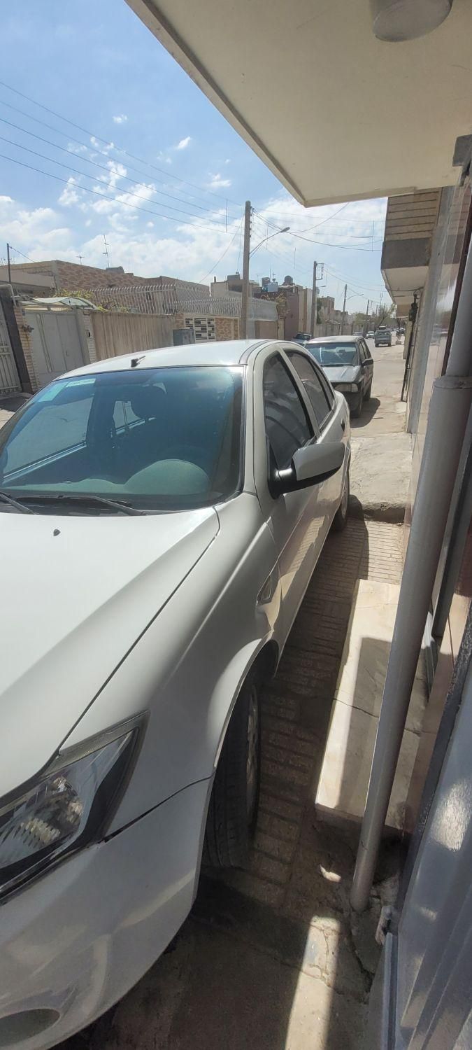 ساینا S دنده ای بنزینی - 1400