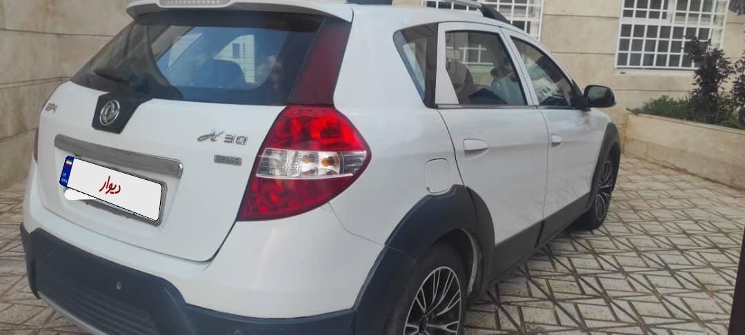 خودرو دانگ فنگ، H30 کراس آگهی ann_18212930