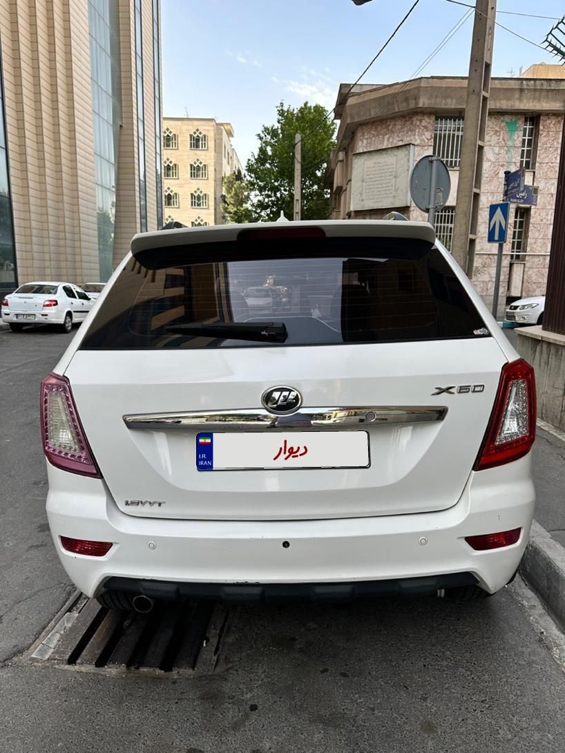 لیفان X60 دنده‌ای - 2013