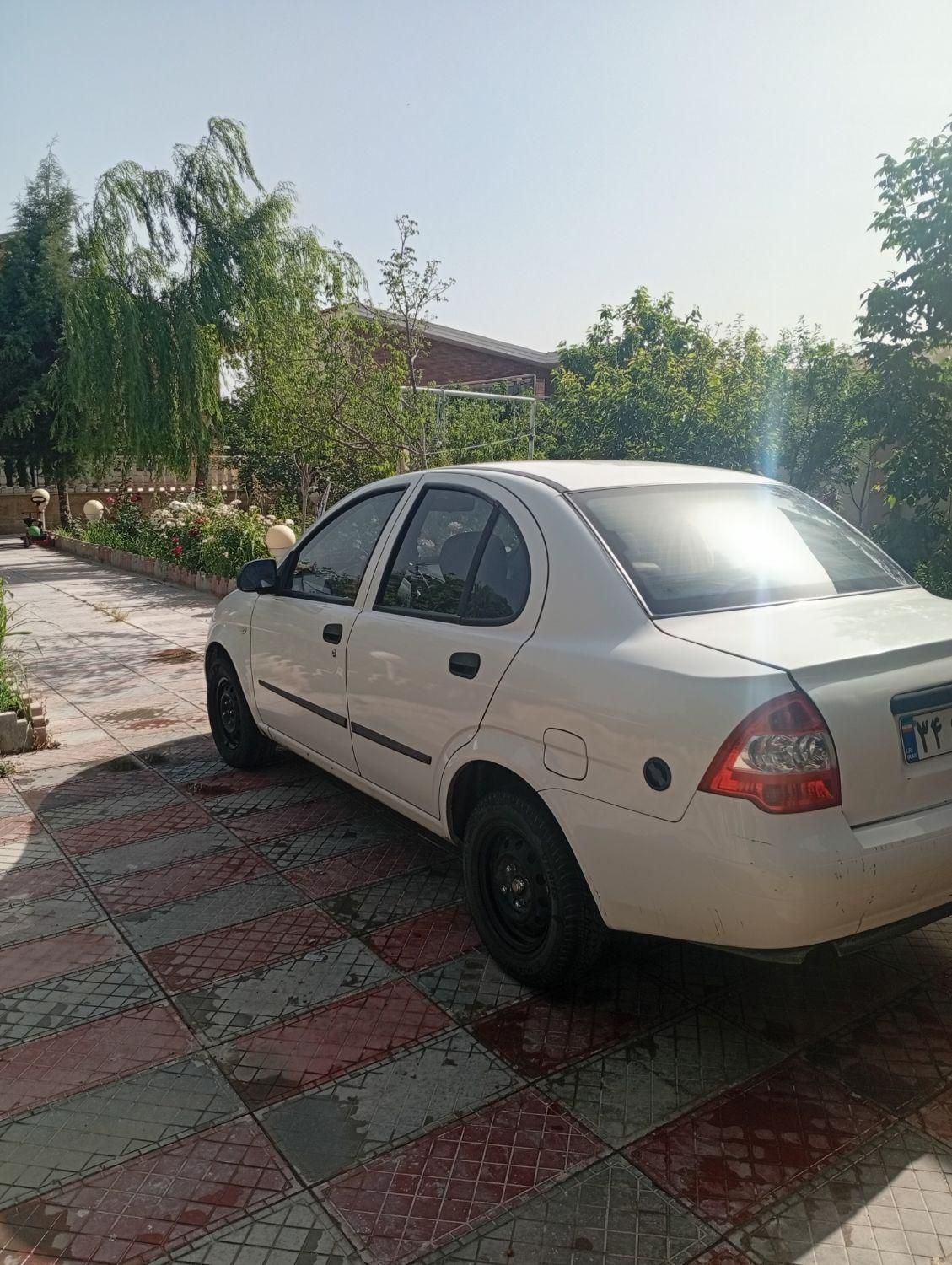 تیبا صندوق دار SX - 1400