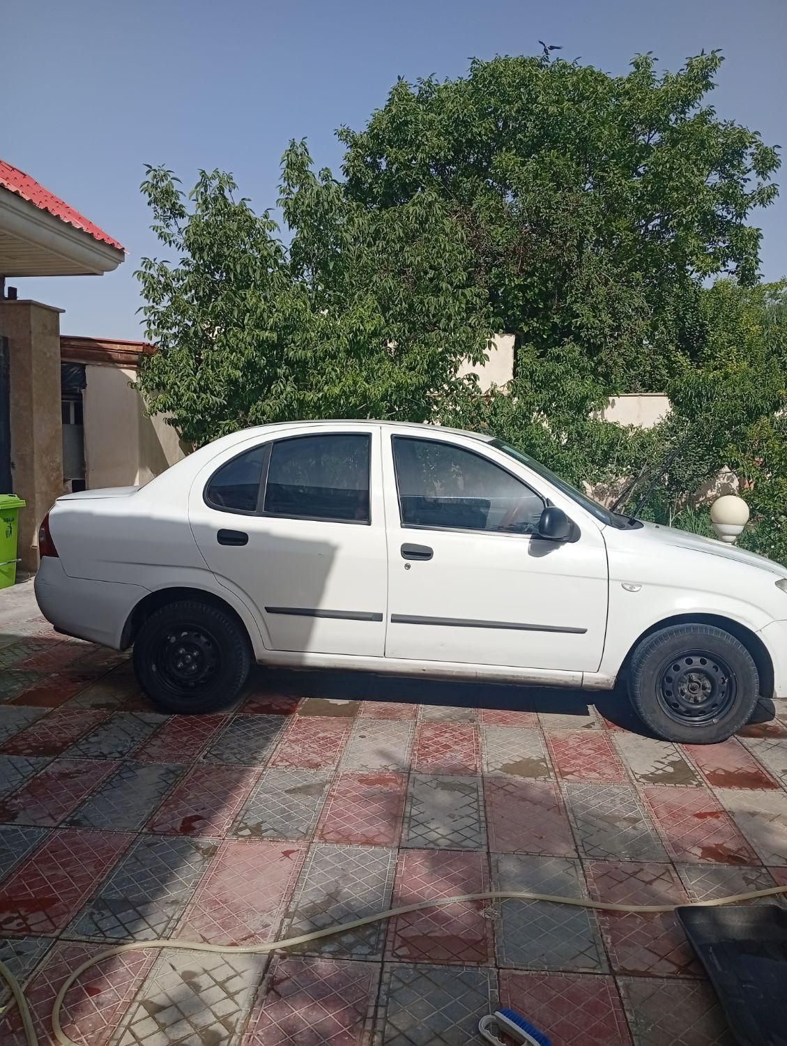 تیبا صندوق دار SX - 1400