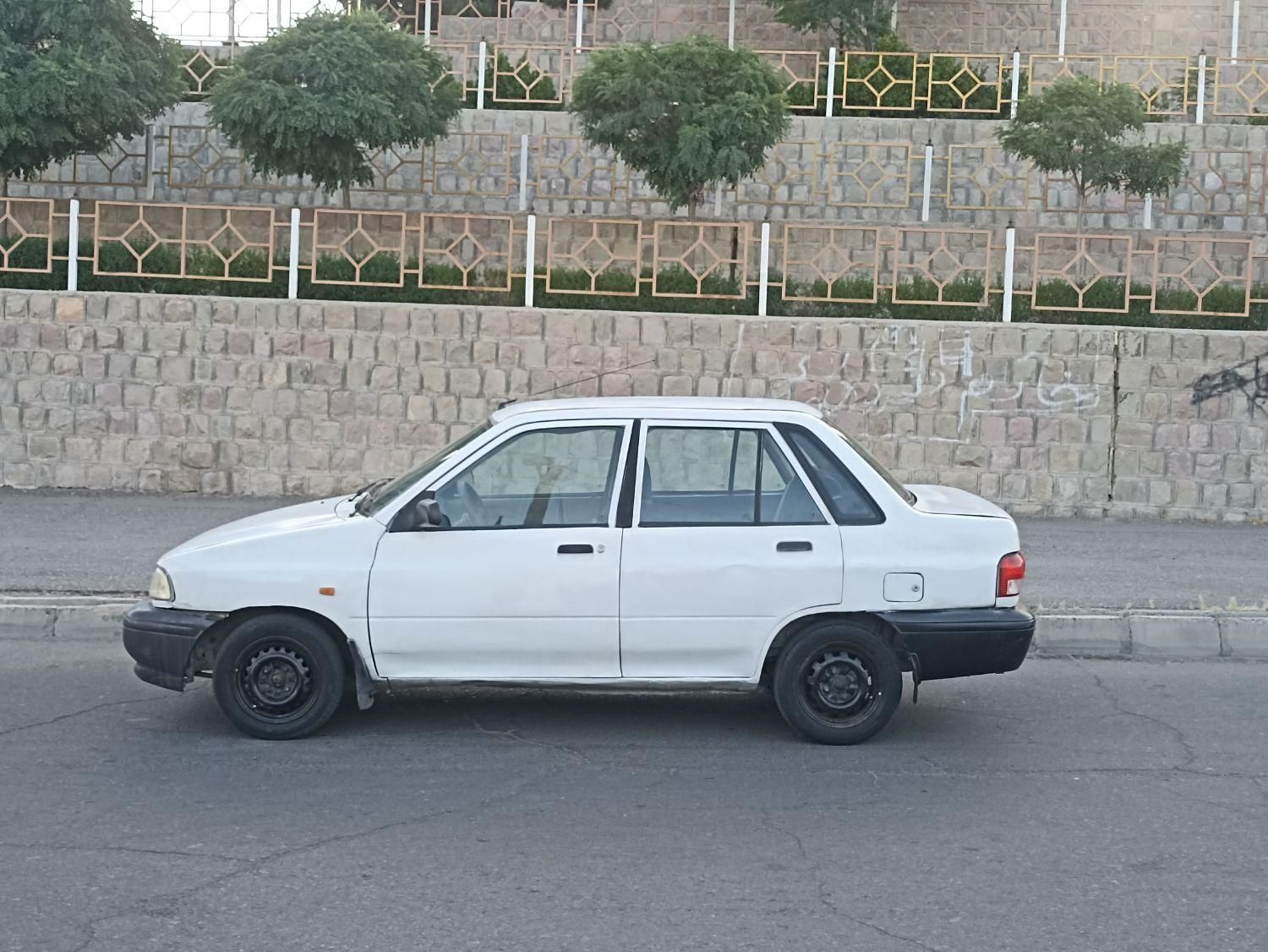 پراید صبا دنده‌ای - 1384
