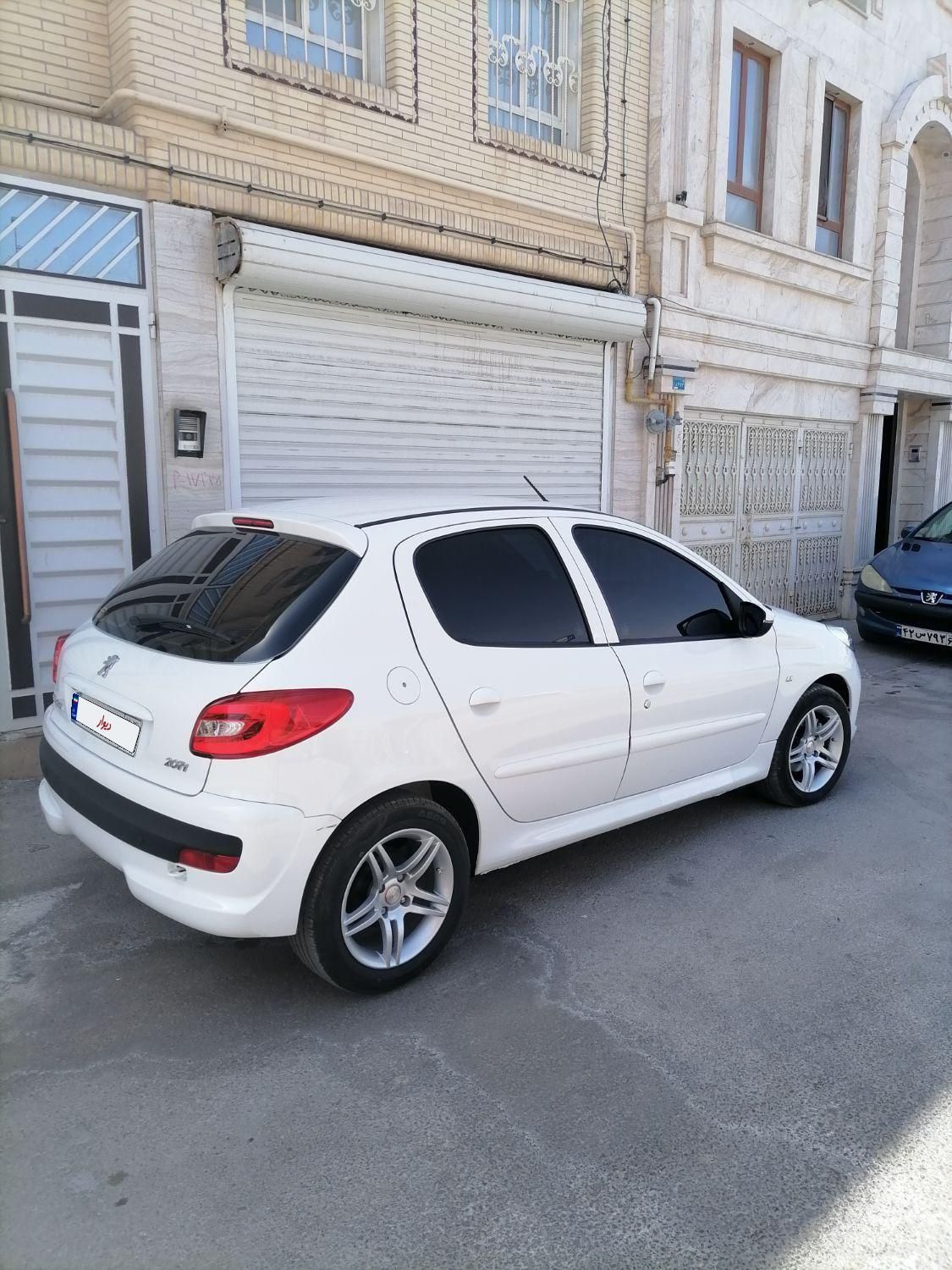 پژو 207 دنده‌ای با موتور TU3 - 1403