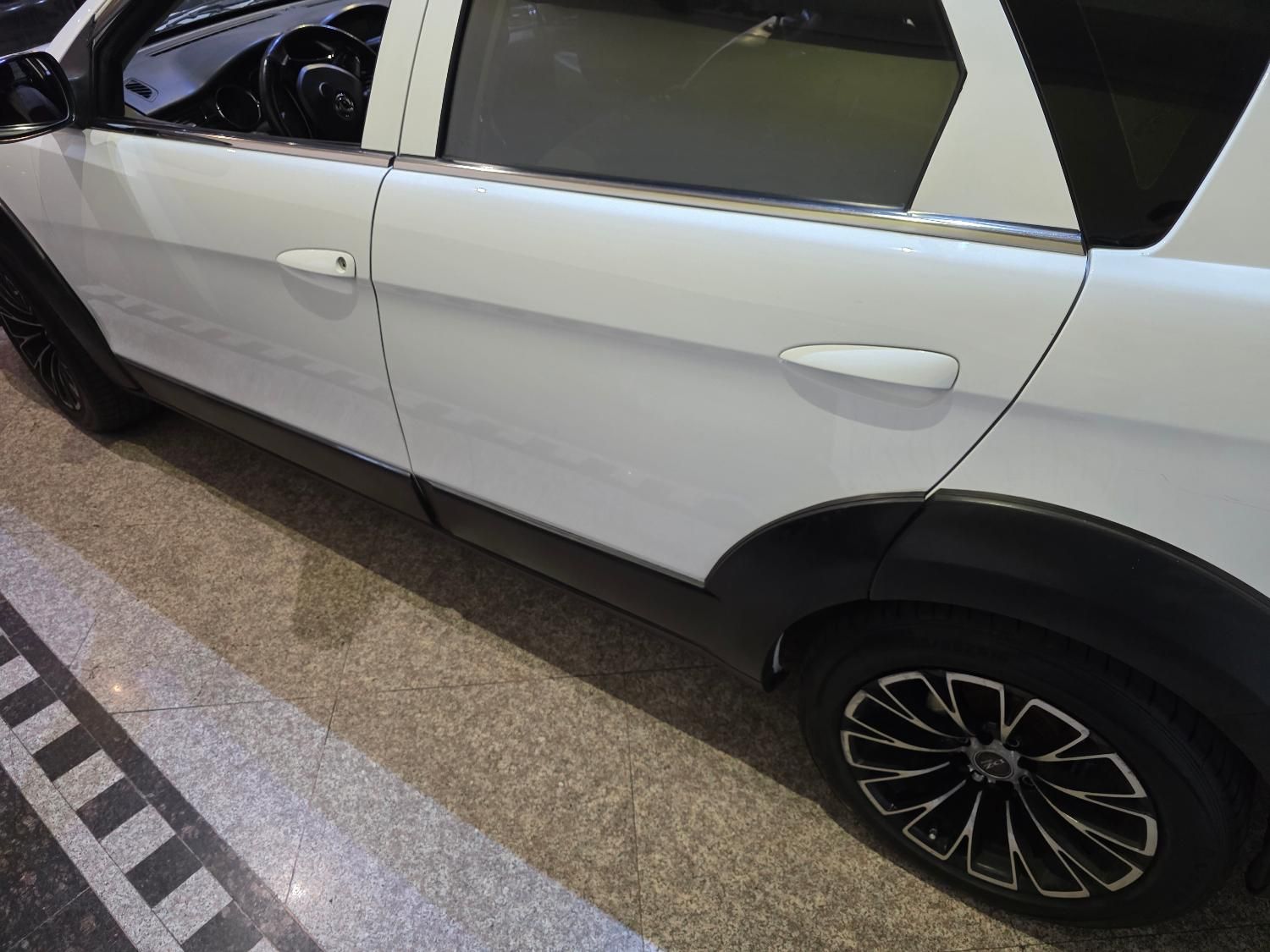دانگ فنگ H30 کراس اتوماتیک - 1396