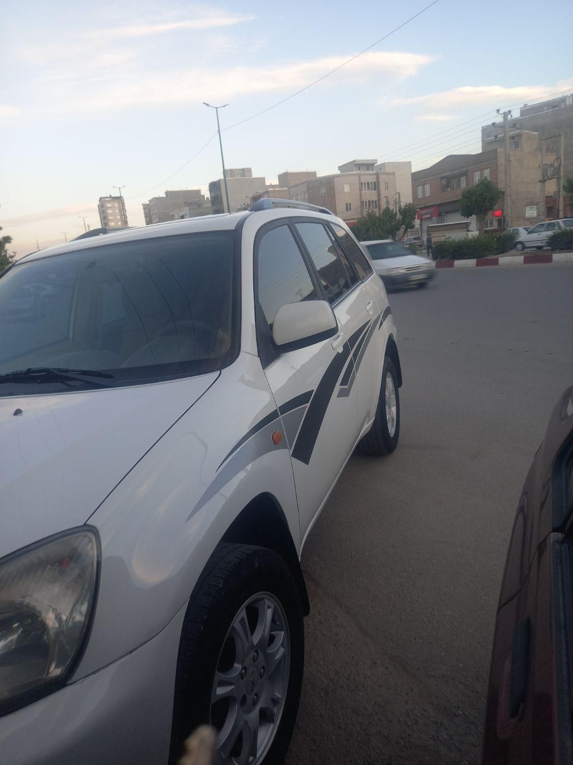 خودرو ام وی ام، X33 آگهی ann_18216758