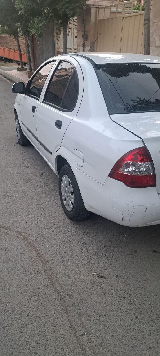 تیبا صندوق دار SX - 1395