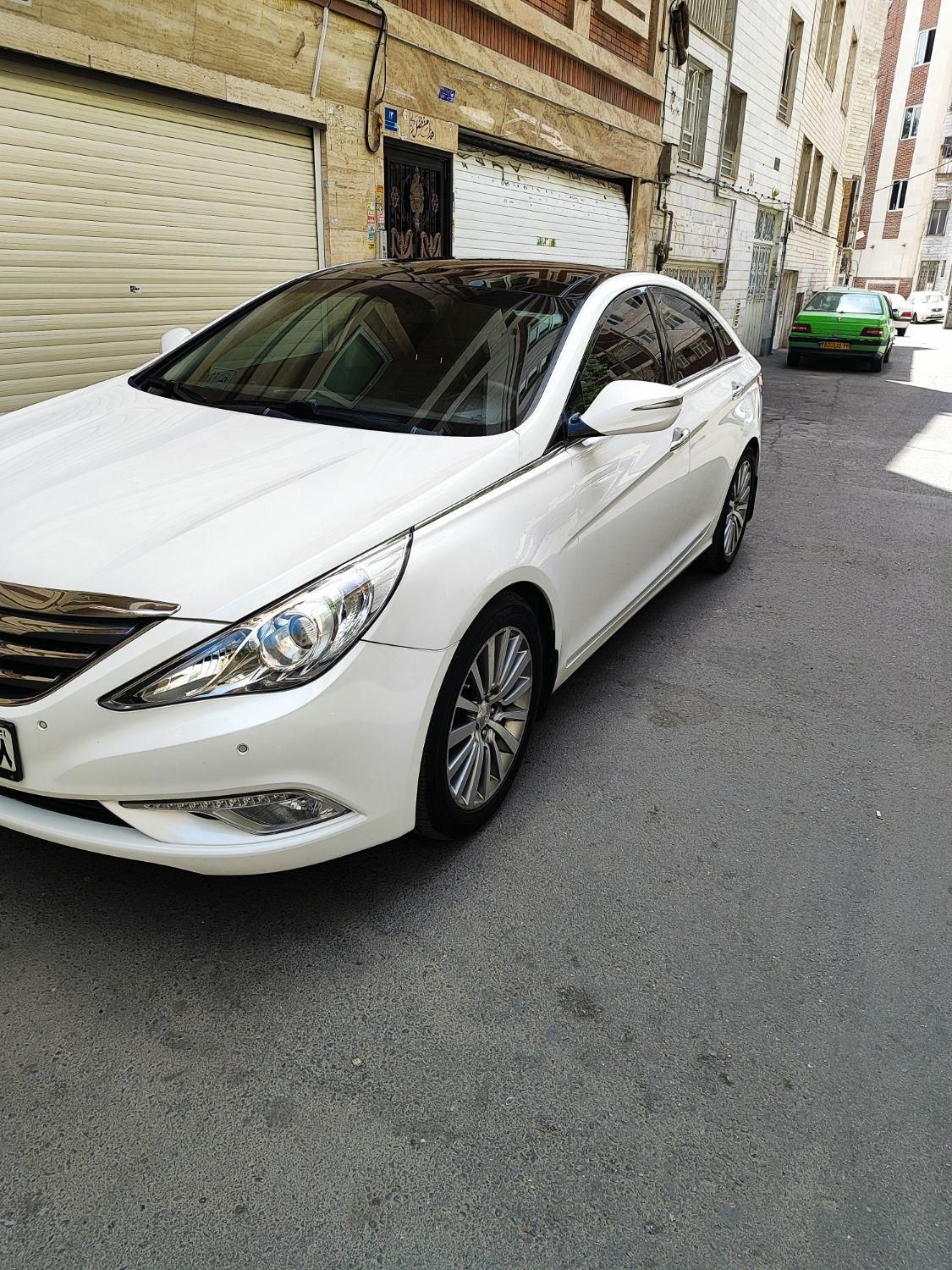 هیوندای سوناتا فول YF - 2014