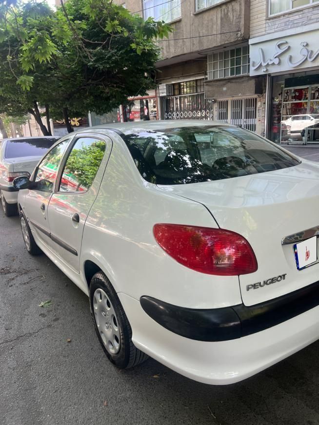 پژو 206 SD v8 - 1390