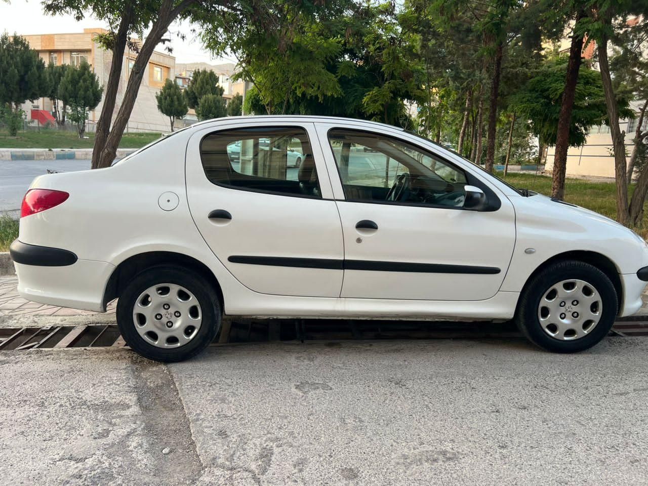 پژو 206 SD v8 - 1393