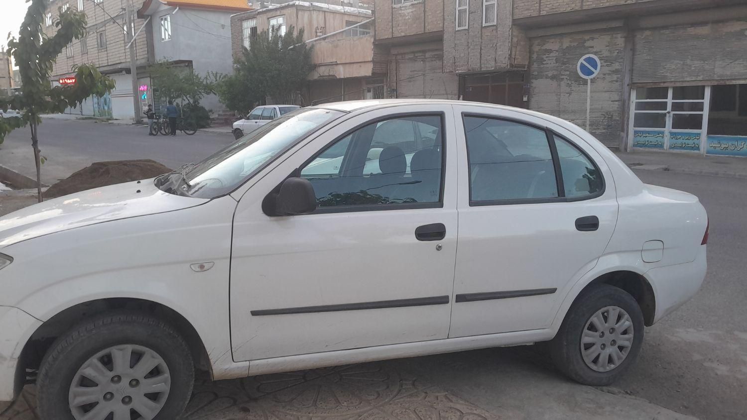 تیبا صندوق دار SX - 1400