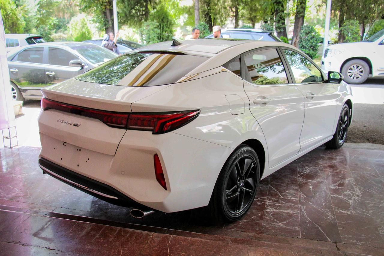 کی ام سی J7 اتوماتیک - 2025