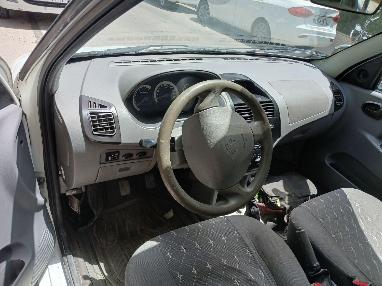 تیبا صندوق دار SX - 1392