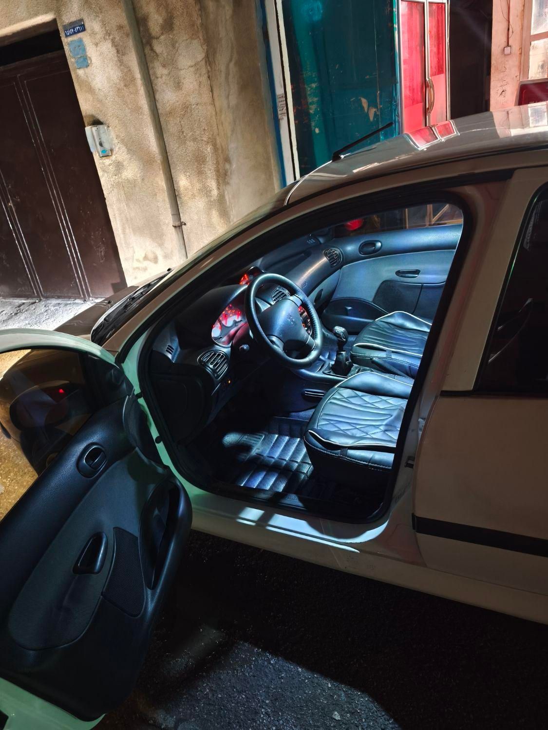 پژو 206 SD v8 - 1393