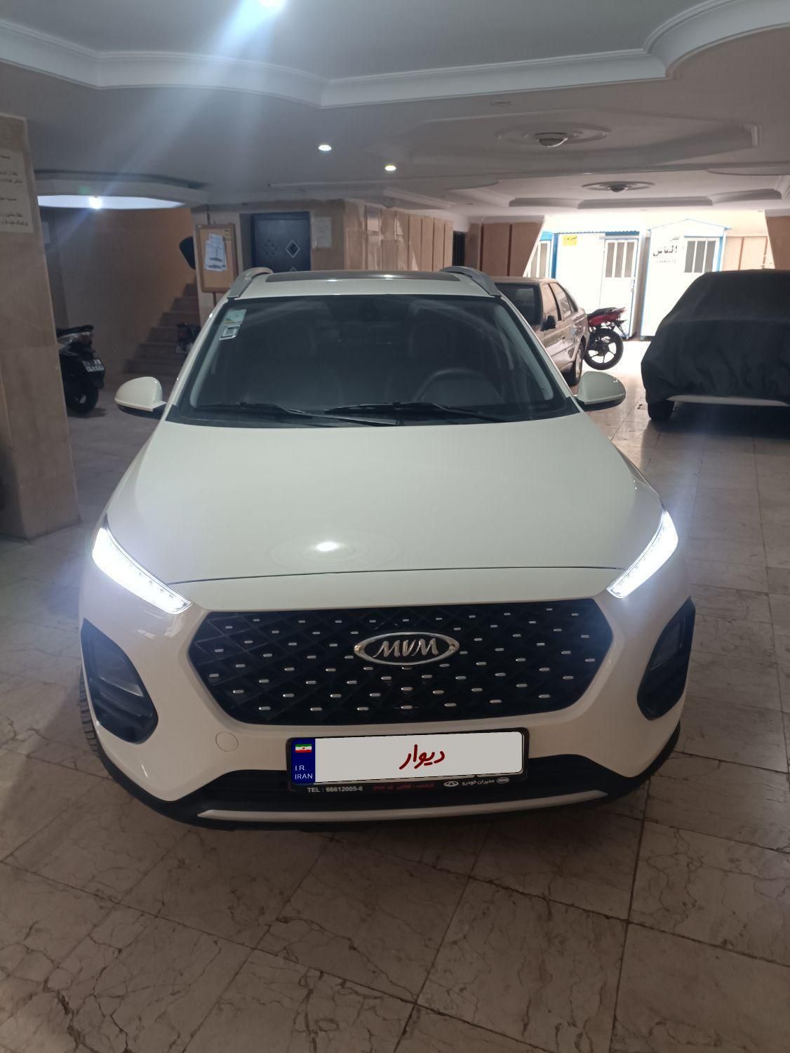 ام وی ام X22 دنده ای اسپرت لاکچری - 2023