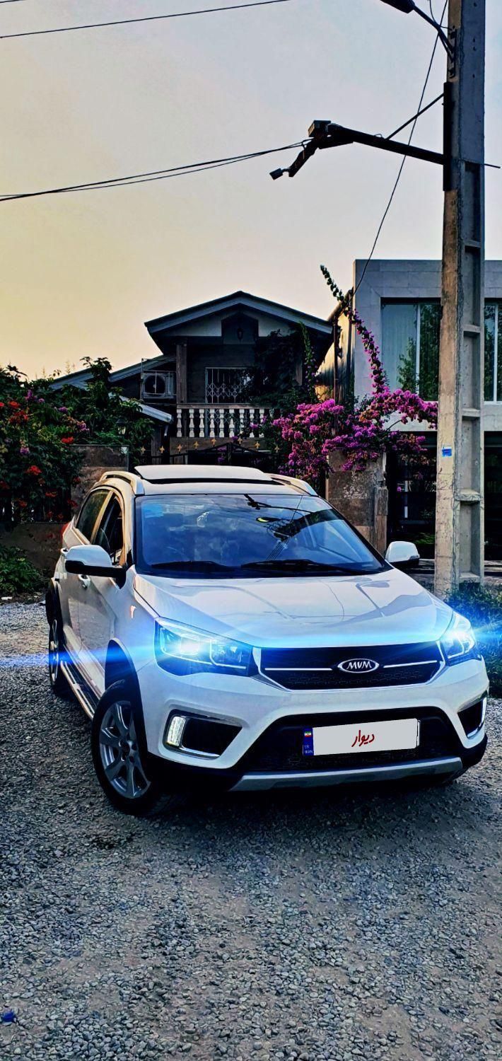 ام وی ام X22 دنده ای اسپرت لاکچری - 2022