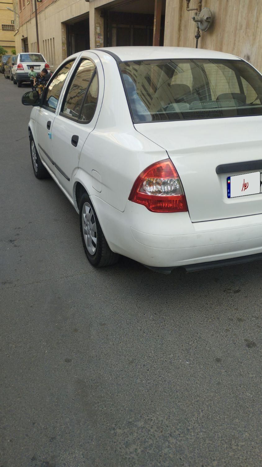 تیبا صندوق دار SX - 1399