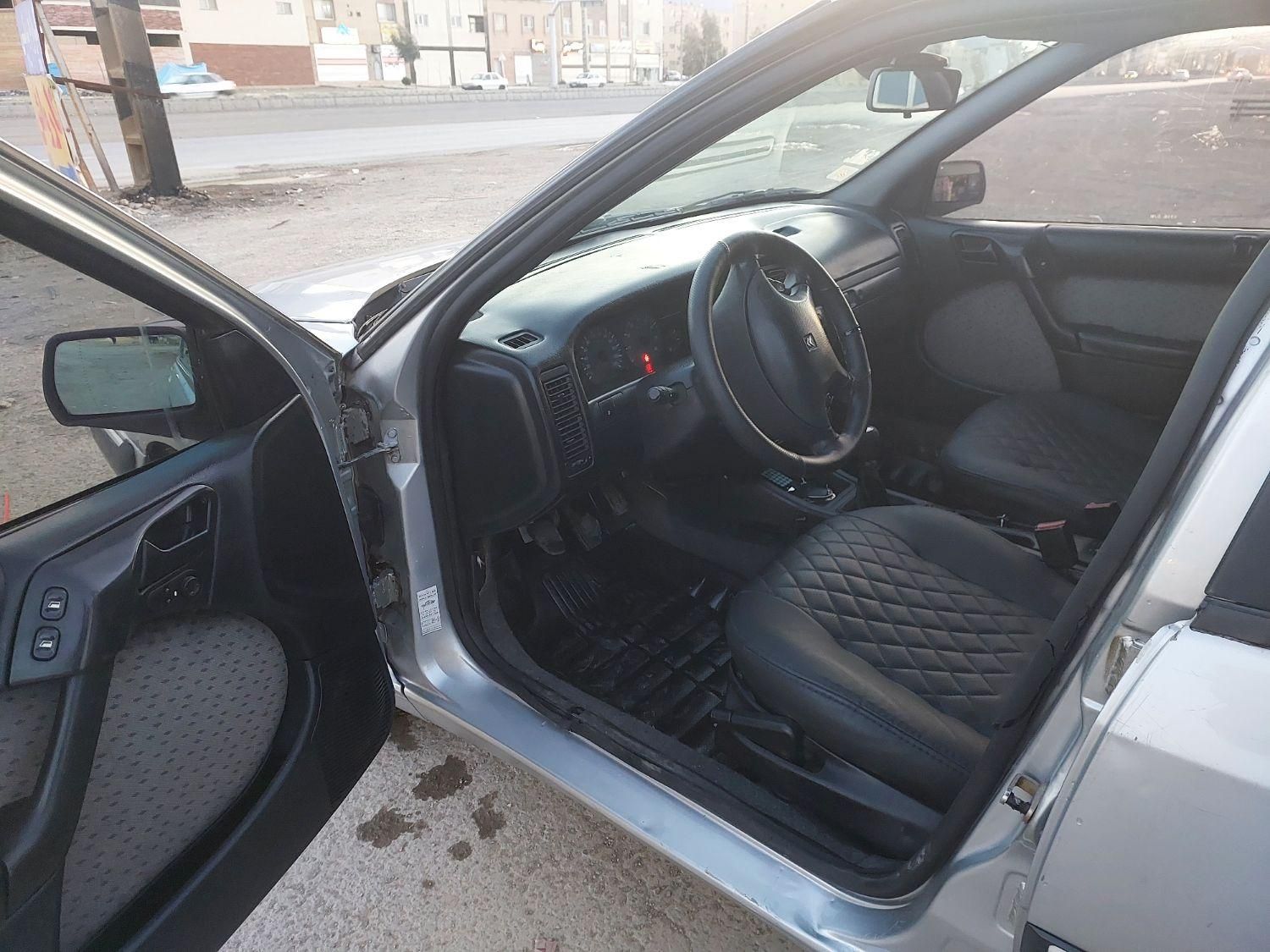 سیتروئن زانتیا X - 2001