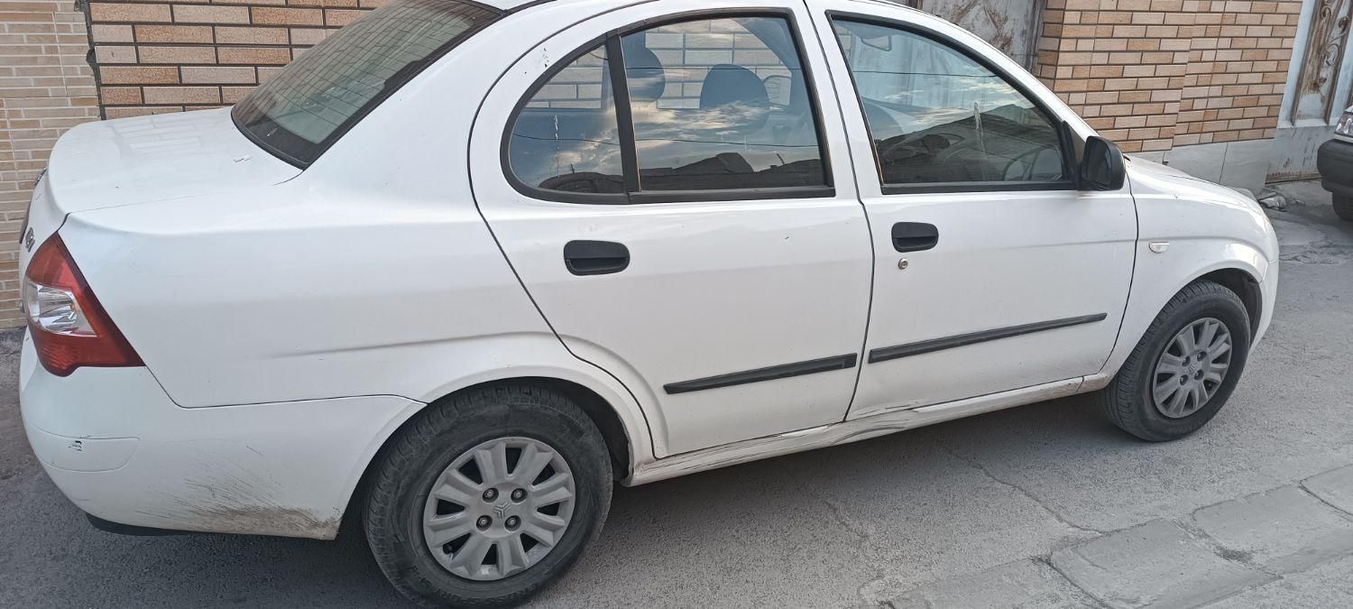 تیبا صندوق دار SX - 1400