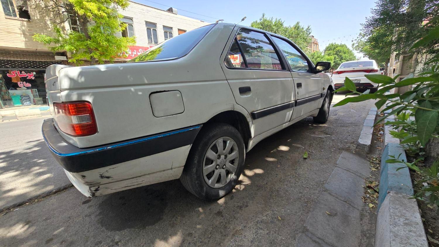پژو 405 GL - 1370