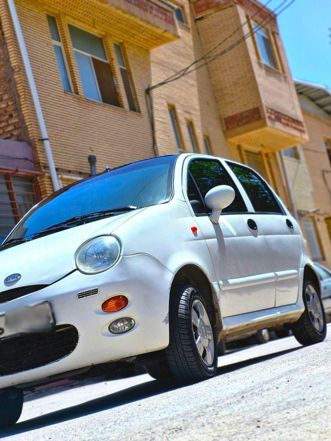 ام وی ام 110 سه سیلندر - 2011