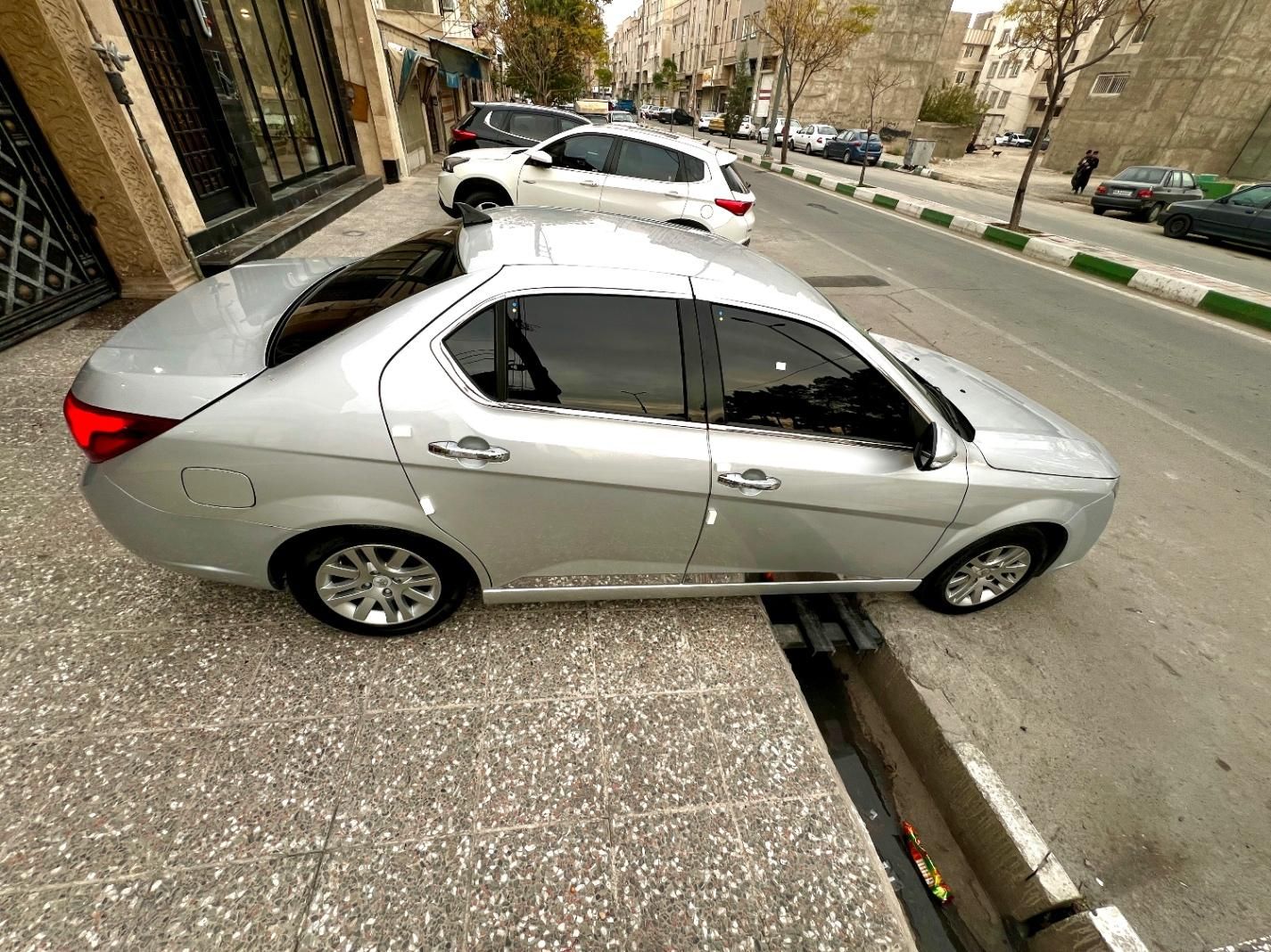 دنا پلاس تیپ ۲ دنده‌ای - 1399