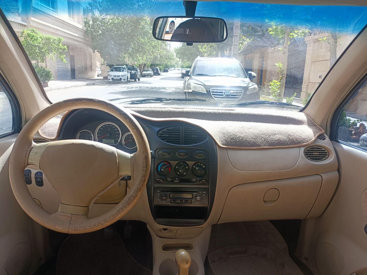 ام وی ام 110 چهار سیلندر دنده ای - 2011