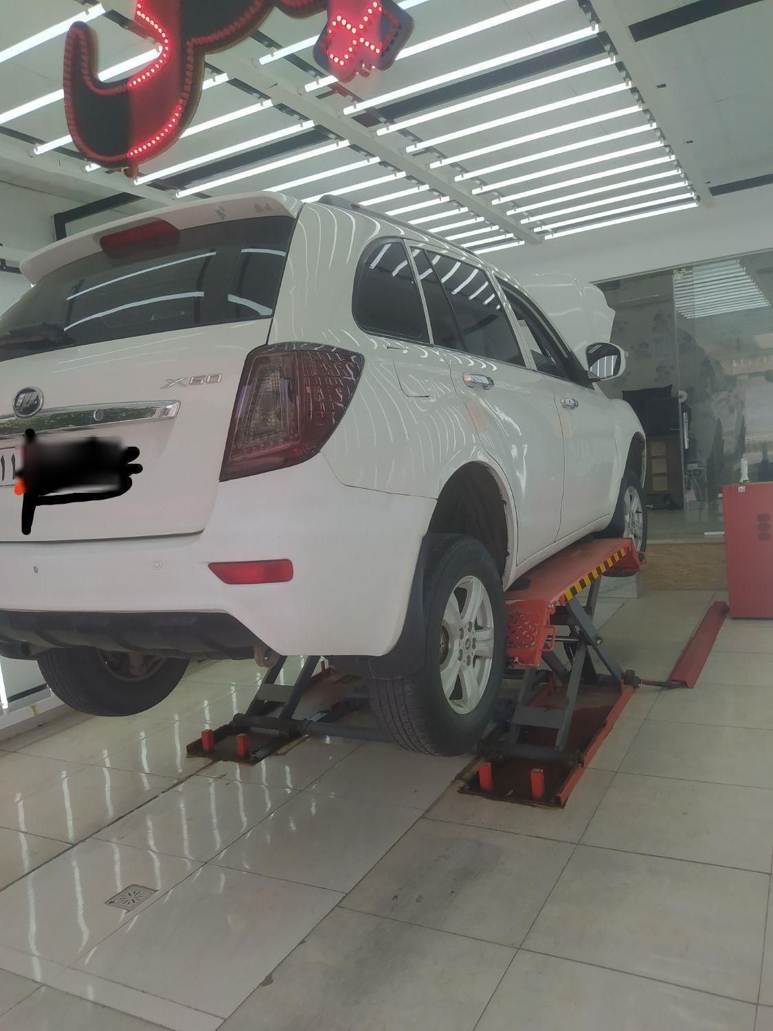 لیفان X60 دنده‌ای - 2013
