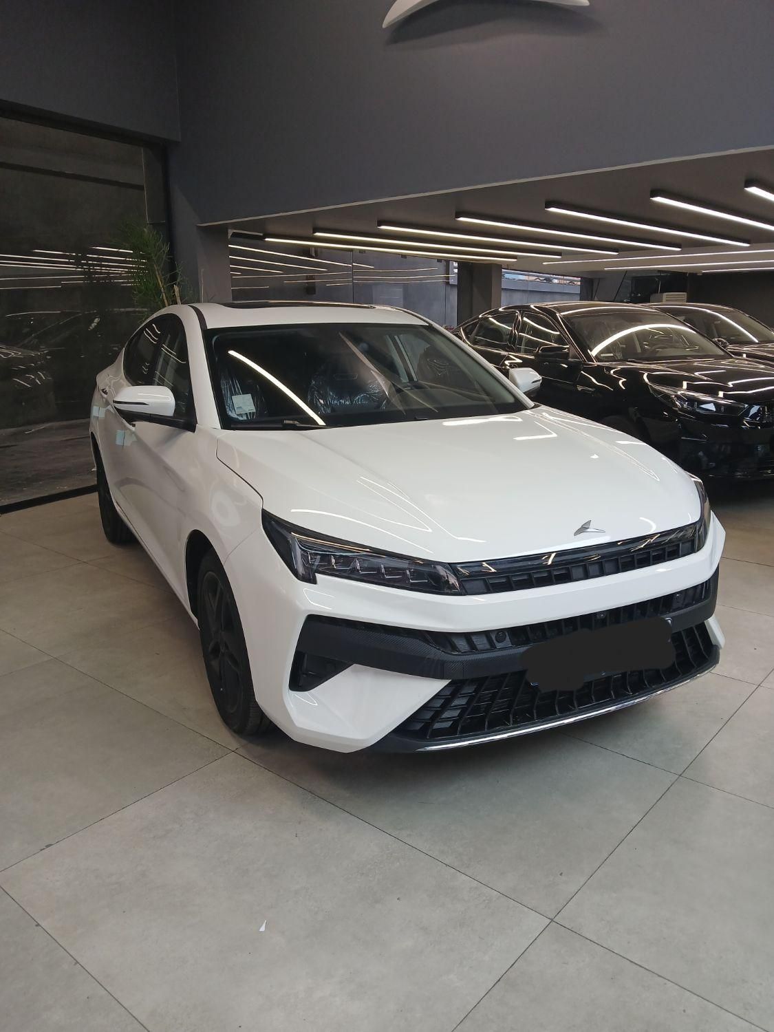 کی ام سی J7 اتوماتیک - 2025