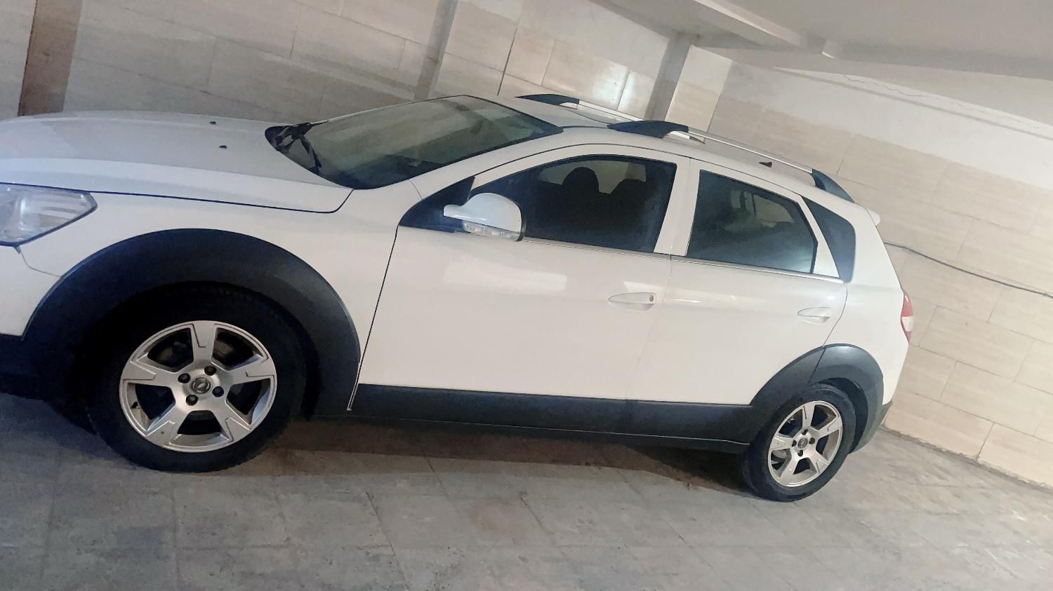 خودرو دانگ فنگ، H30 کراس آگهی ann_18221551