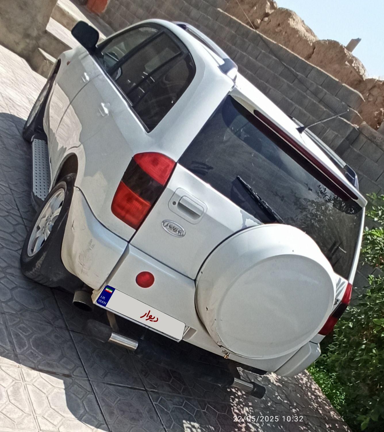 ام وی ام X33 دنده‌ای ساده - 2012
