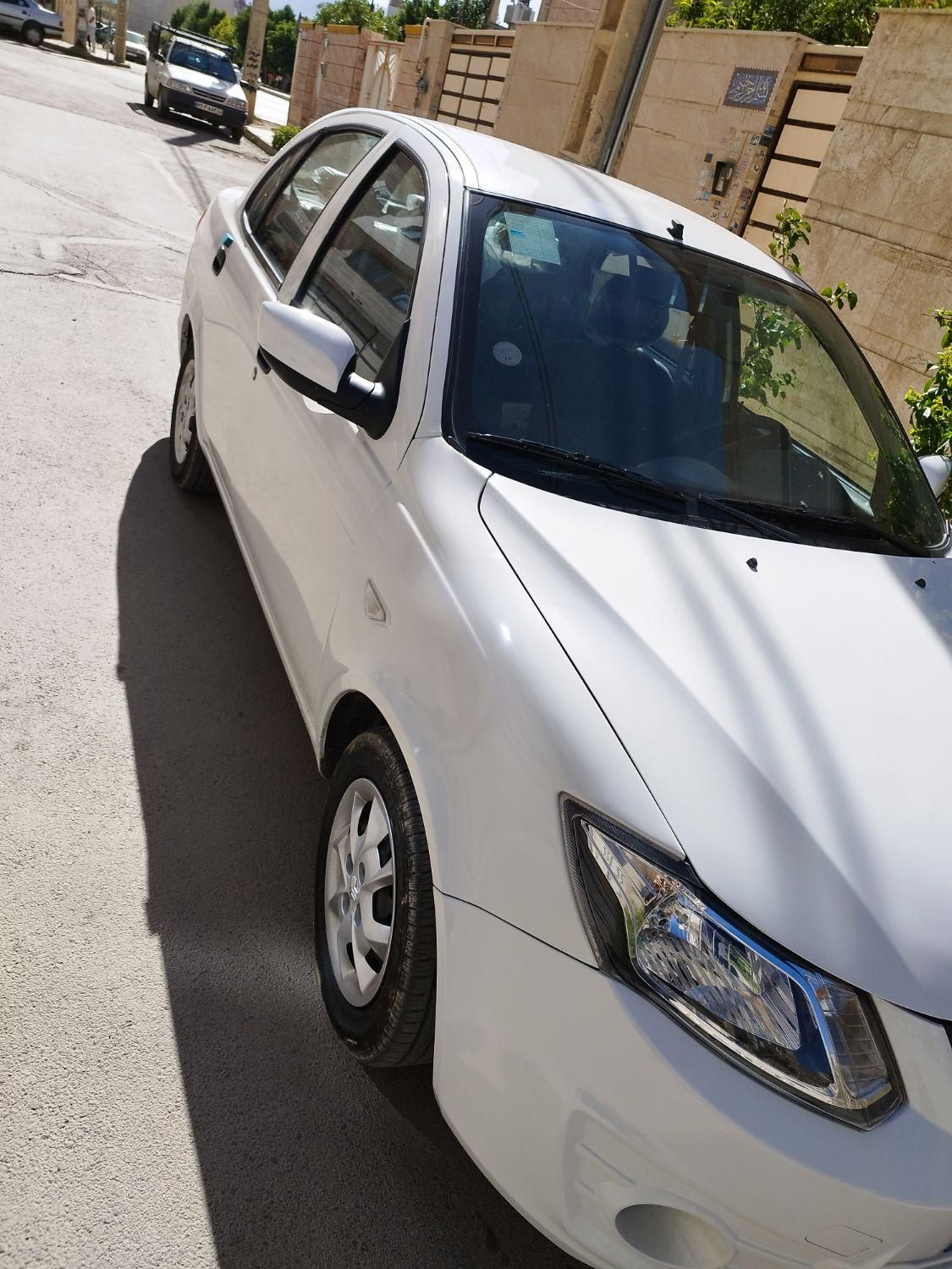 ساینا S دنده ای بنزینی - 1400