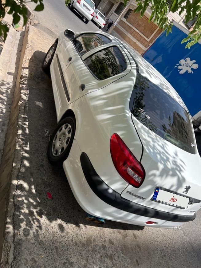 پژو 206 SD v8 - 1392