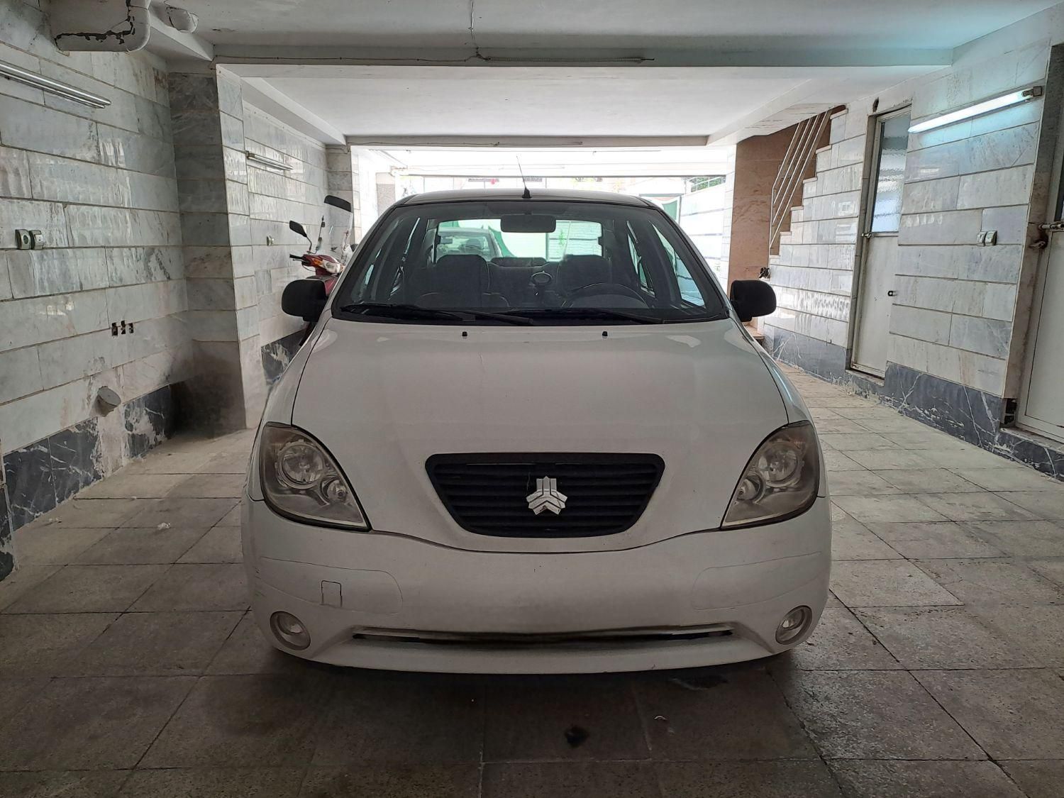 تیبا صندوق دار SX - 1395