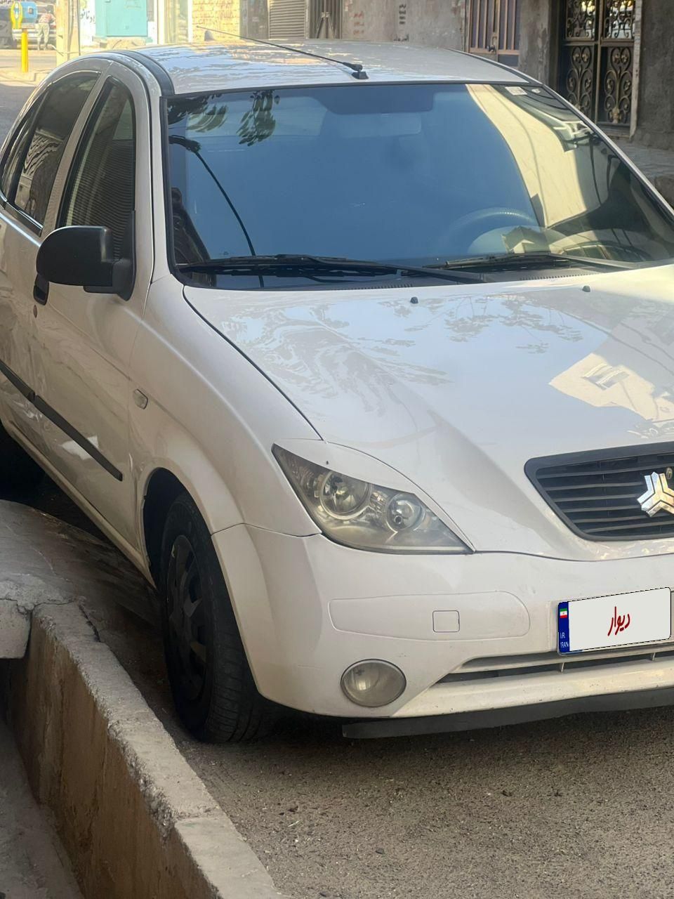 تیبا صندوق دار SX - 1398