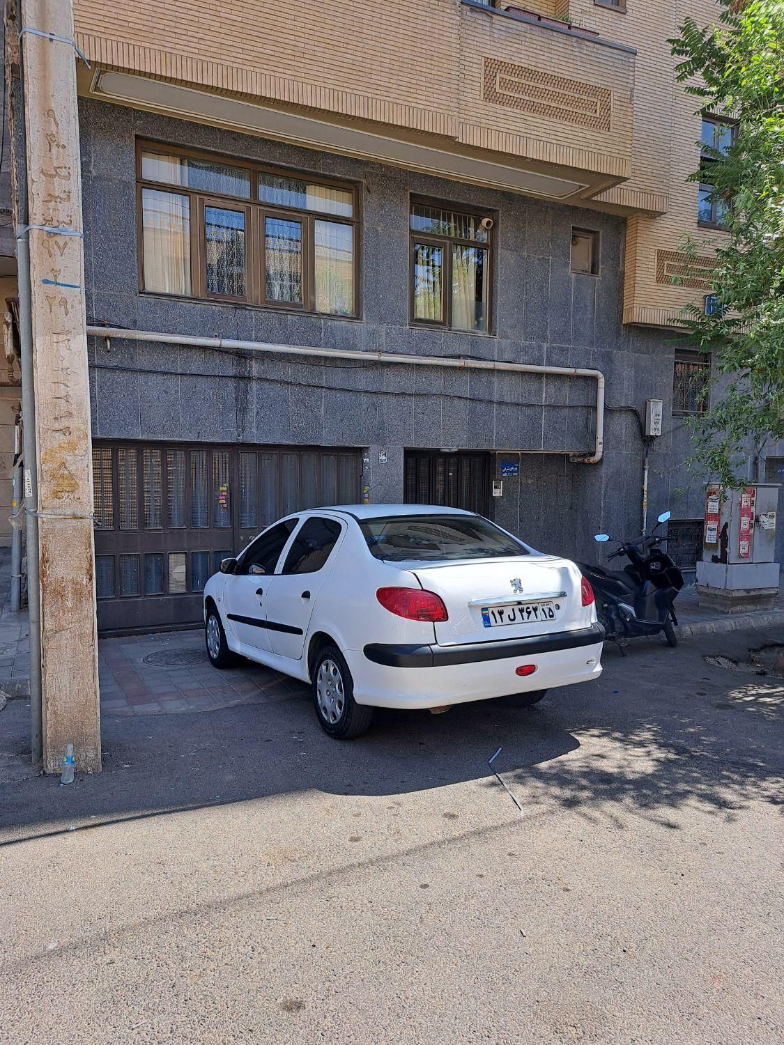 پژو 206 SD v8 - 1390