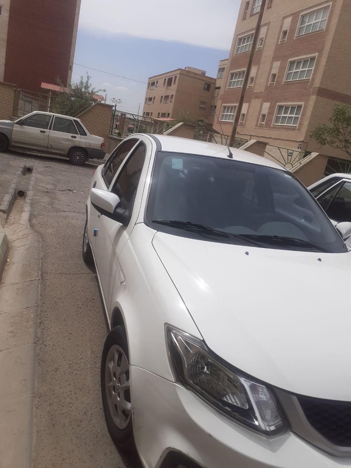 ساینا S دنده ای بنزینی - 1401