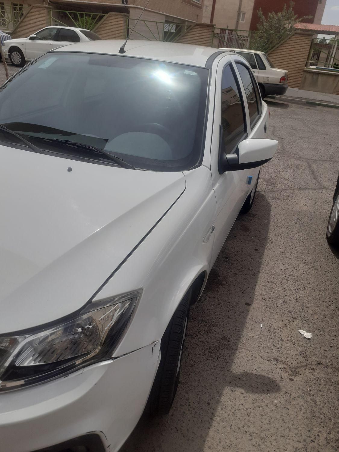 ساینا S دنده ای بنزینی - 1401