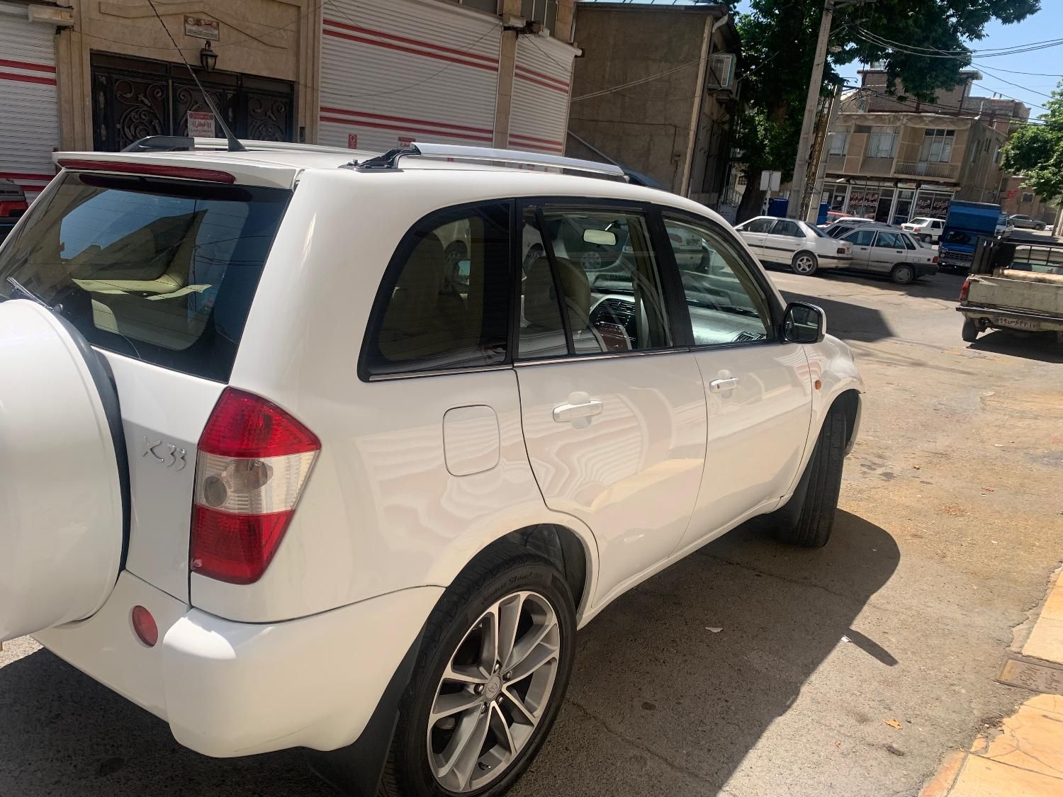 ام وی ام X33 دنده‌ای ساده - 2014