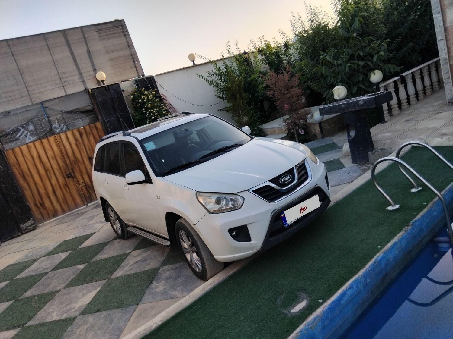 خودرو ام وی ام، X33 آگهی ann_18223629
