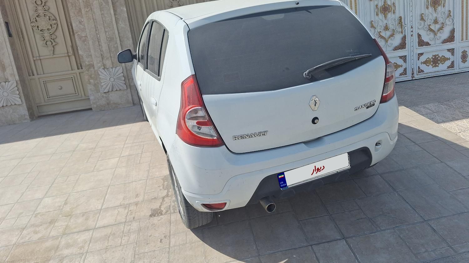 خودرو رنو، ساندرو آگهی ann_18223725