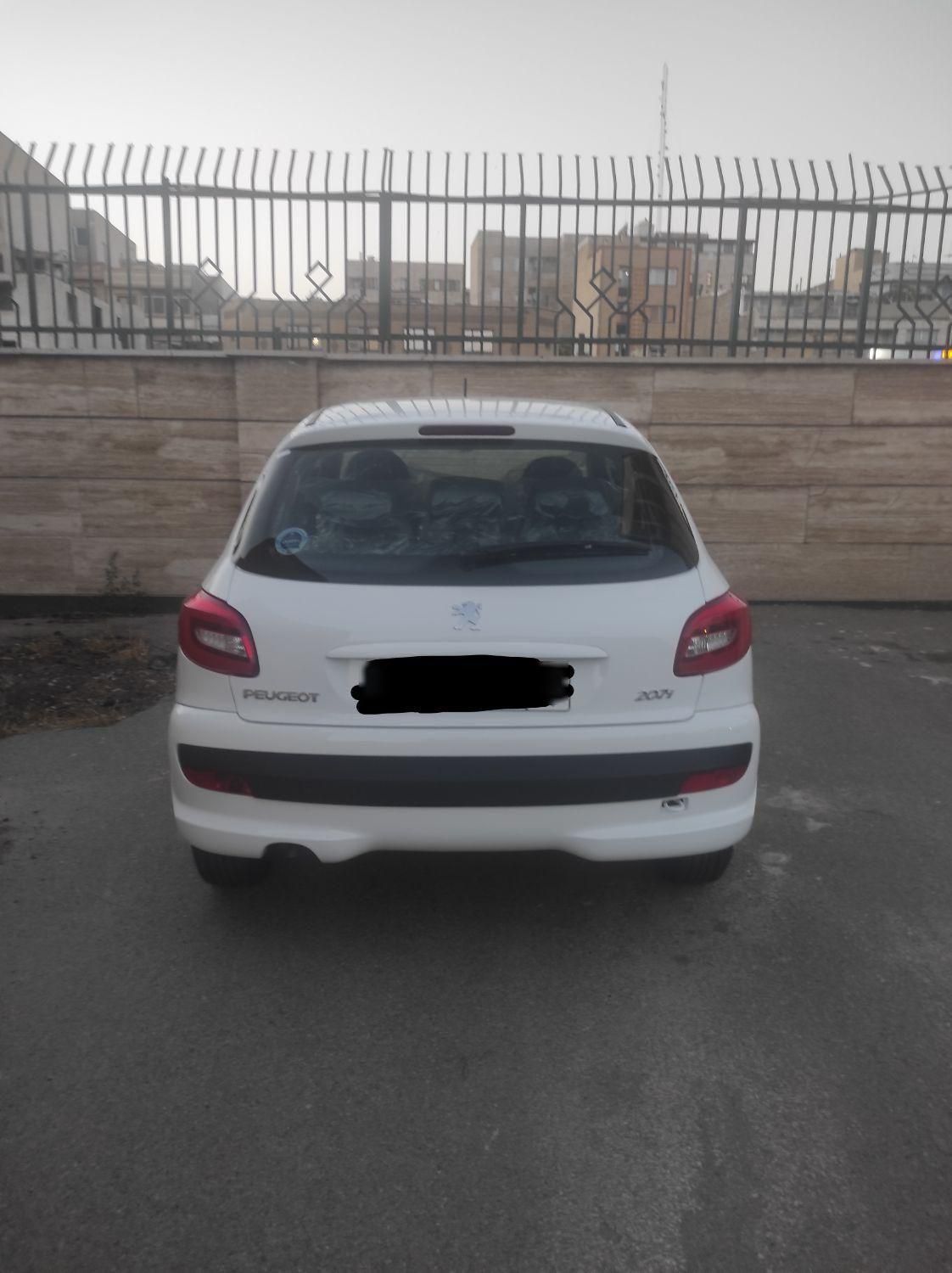 پژو 207 دنده‌ای با موتور TU3 - 1404