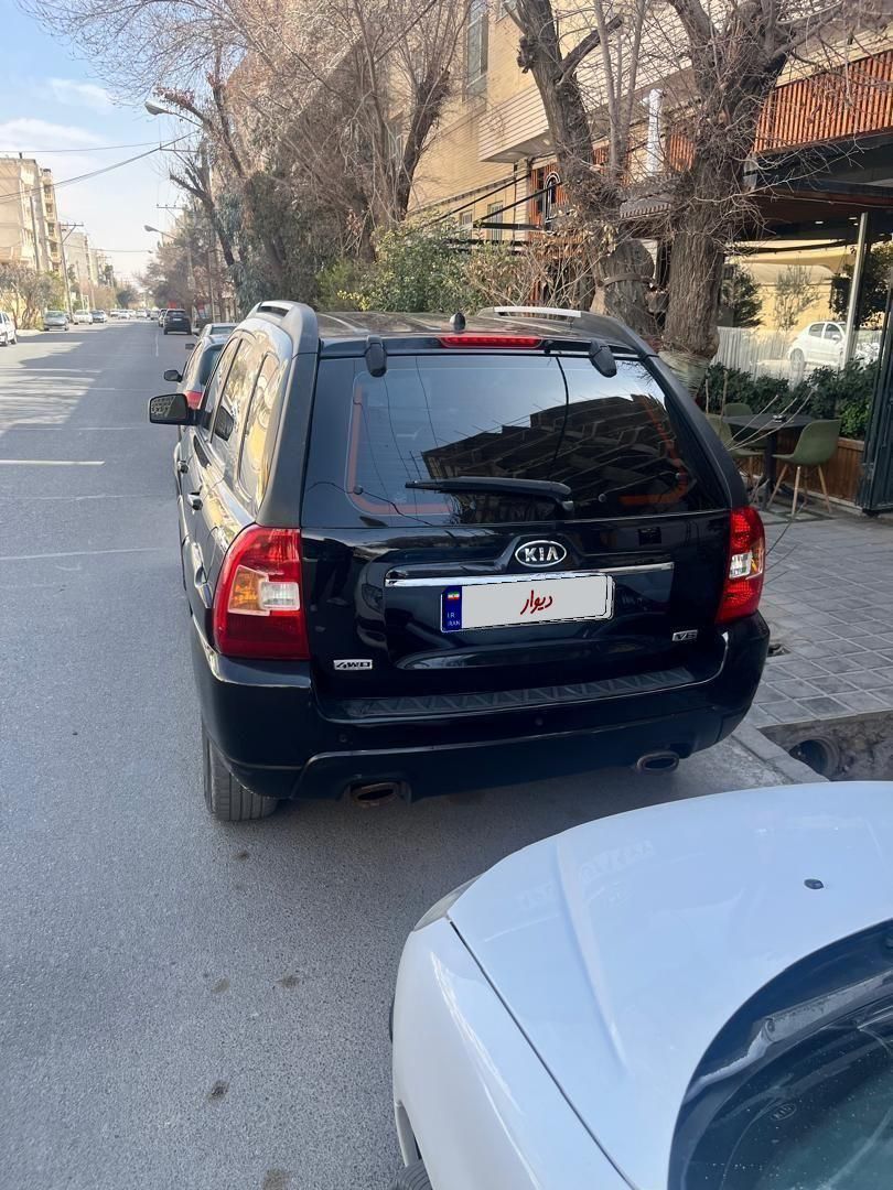 کیا اسپورتیج 6 سیلندر 2700cc - 2010