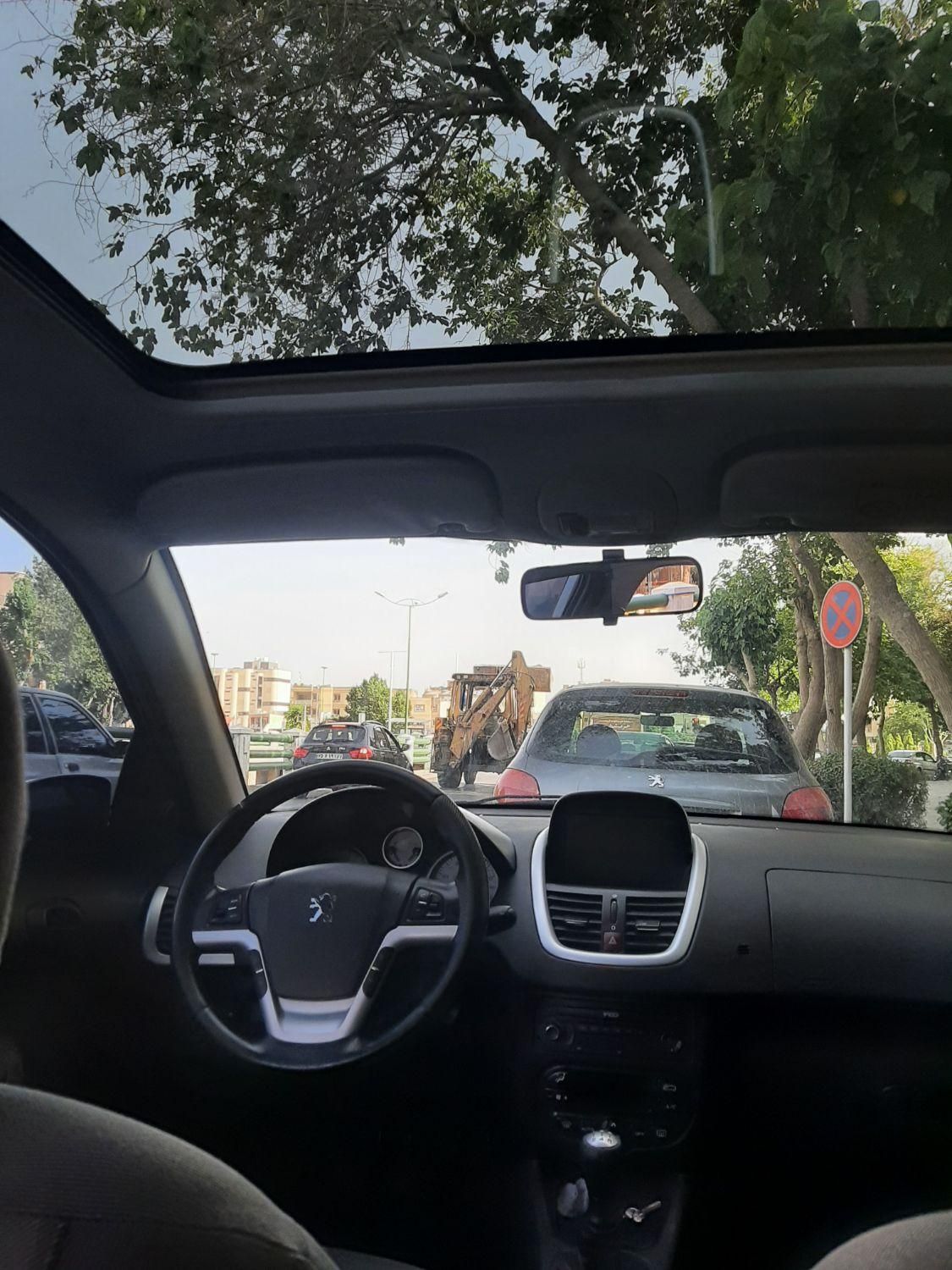 پژو 207 پانوراما دنده‌ای - 1400
