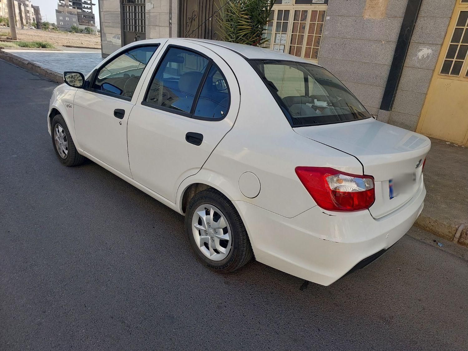 ساینا S دنده ای بنزینی - 1403
