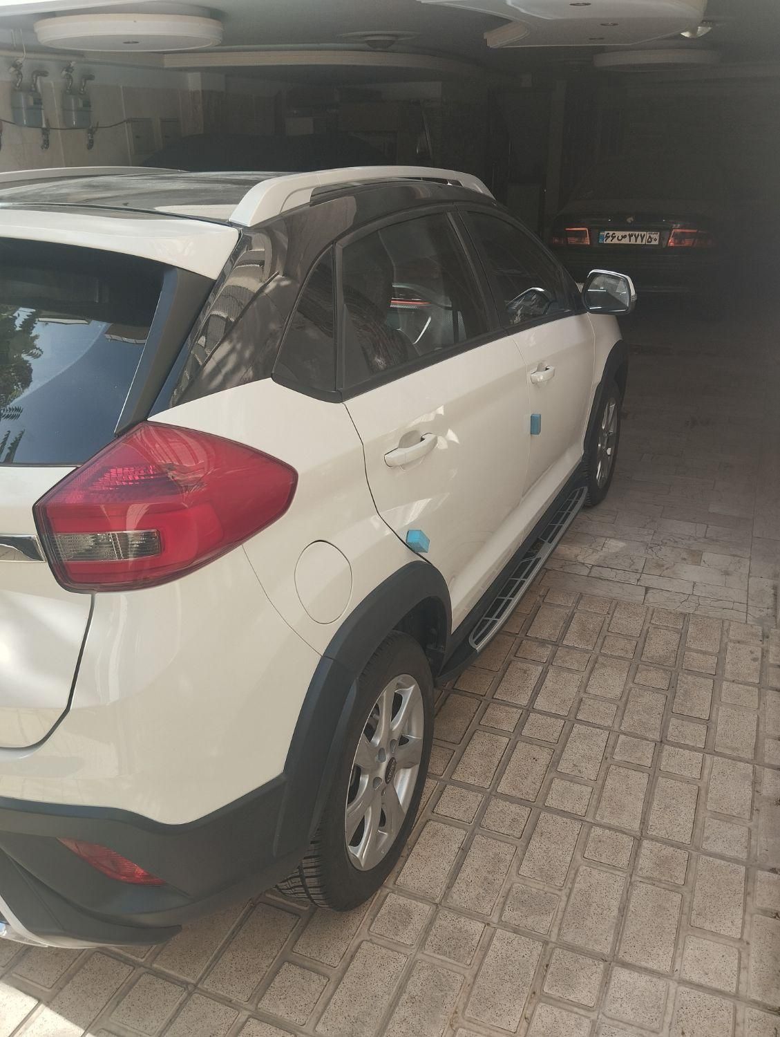 ام وی ام X22 دنده ای اسپرت لاکچری - 2022