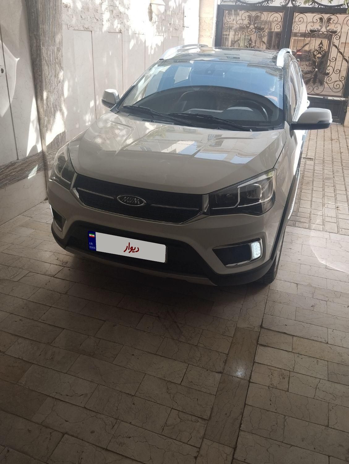ام وی ام X22 دنده ای اسپرت لاکچری - 2022